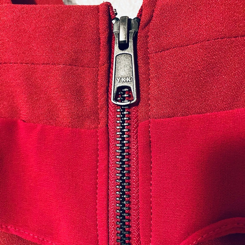 Nasty Gal Halter Top (Tango Red) - Picture 4 of 7